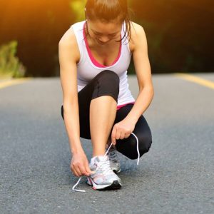 vrouw sporten collageen hardlopen
